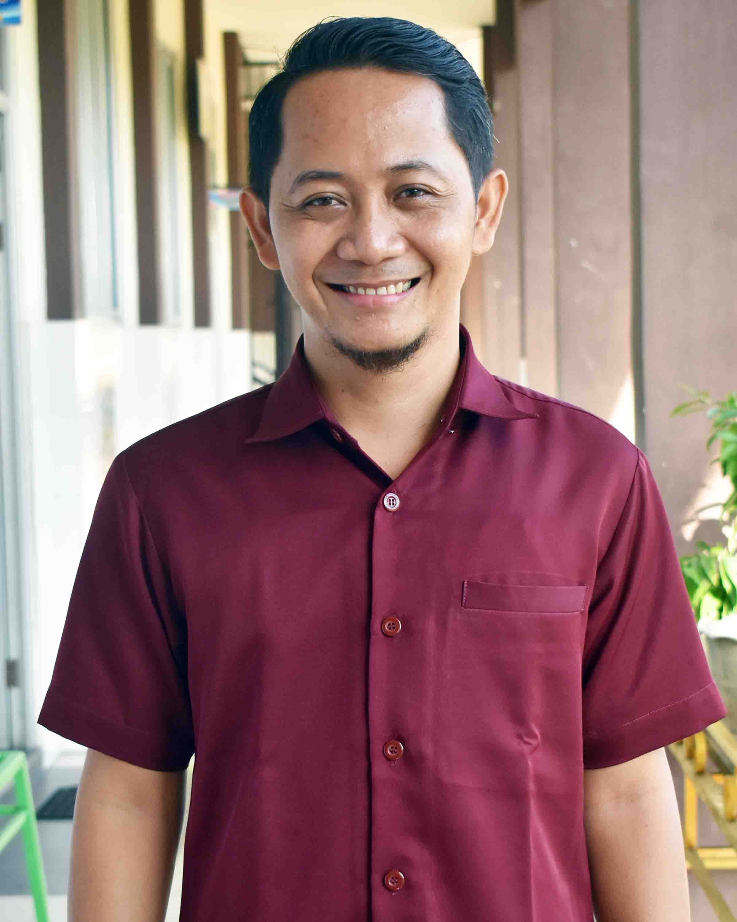 Antonius Yayan, S.Pd., Gr.